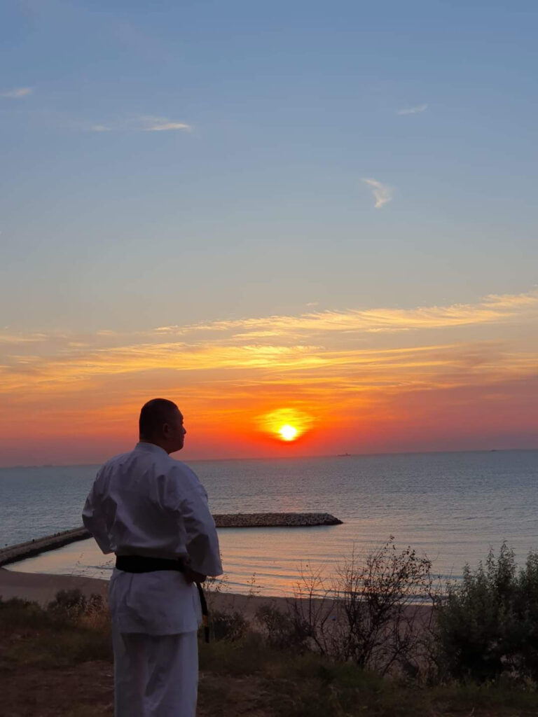 antrenor arte martiale karate Dragos Lotreanu